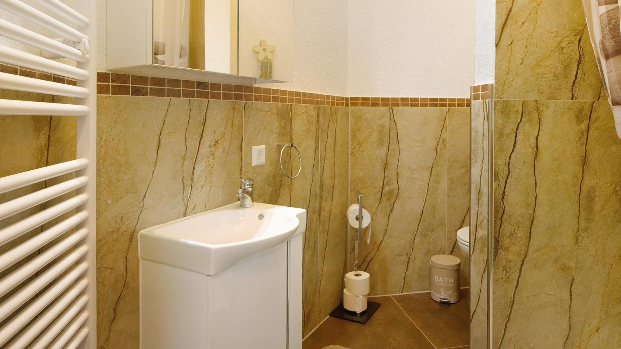 Appartamento Haus Zum Sternen Vöhrenbach Esterno foto